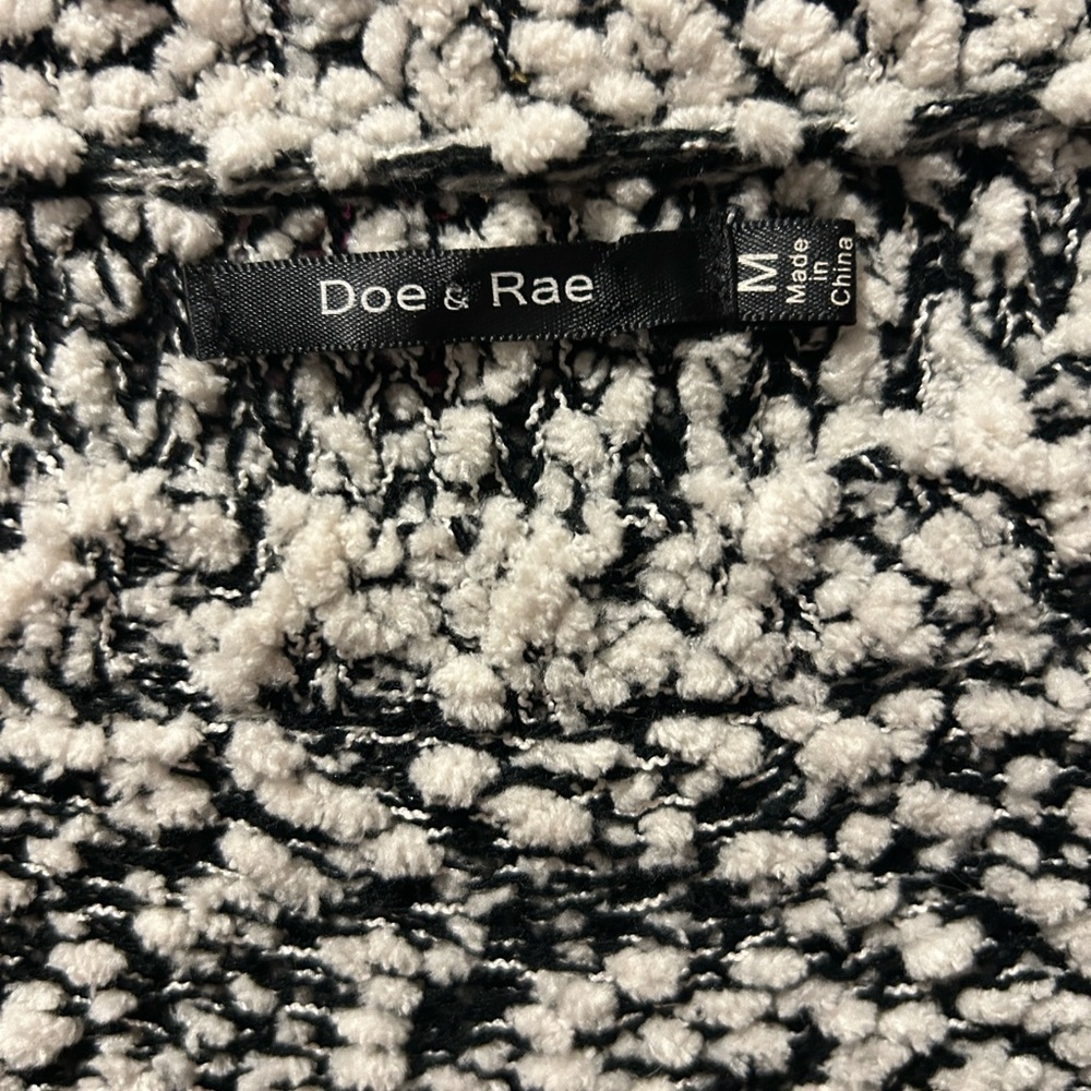 Doe & Rae Black Star Patterned Sweater - Picture 2 of 3